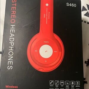 S460 Wireless On-Ear Headphones - Red